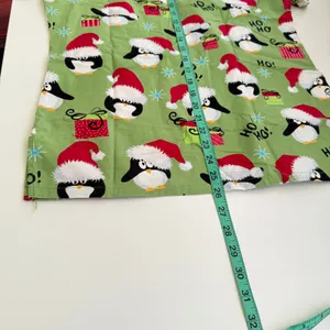 SB Scrub Christmas Penguins Scrub Top‎ Size XS Holiday Festive Work Style thumbnail 7