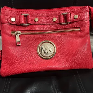 Michael Kors Red Zip Pouch crossbody thumbnail 3