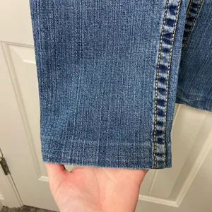 EUC Vintage Aeropostale women’s medium/light wash denim bayla skinny‎ jeans 9/10 thumbnail 3