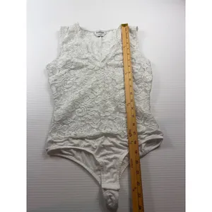 Bebe Womens White Floral Lace Sleeveless V-Neck Thong Bodysuit XS thumbnail 4