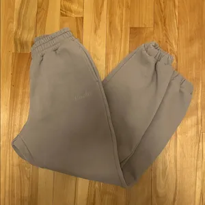 Comfrt Signature Sweatpants Sz S thumbnail 3