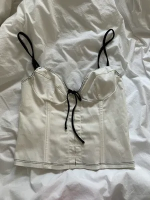 White Fox Going Out Top thumbnail 2