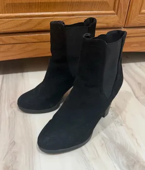 Black booties Size 8.5 thumbnail 1