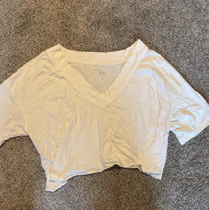 Aerie White V-Neck Crop Top thumbnail 3