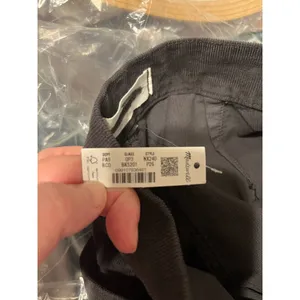 Madewell The Petite Wide-Leg Pant in Corduroy Black Coal Size 26P thumbnail 11