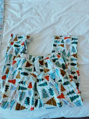 Old Navy Pajama Pants Christmas thumbnail 3