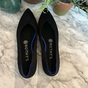 Rothy’s Women's The Point Flats Size 8W Black Blue Knit Slip On Shoes thumbnail 4
