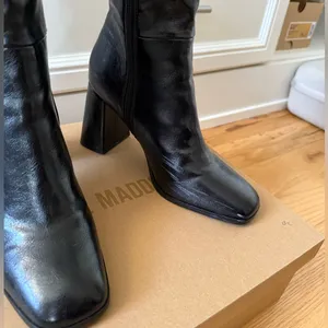 Steve Madden Leather Boots thumbnail 7