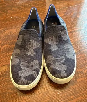 Rothy's Navy and Gray Knit Slip-On Loafers size 7 thumbnail 1