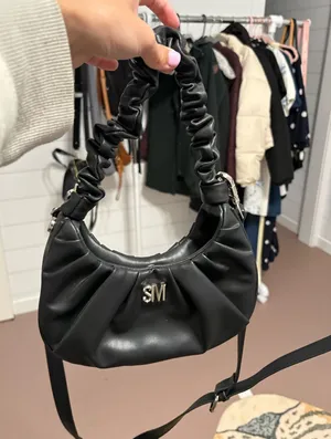 Black Steve Madden Purse Crossbody thumbnail 1