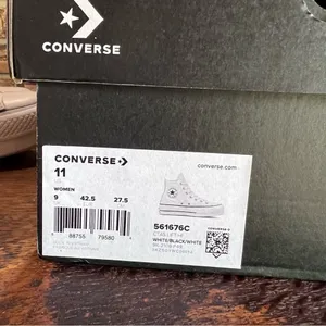 Converse NEW Women's CTAS Hi Lift Leather Platform Shoe Size 11 #B1369 thumbnail 2