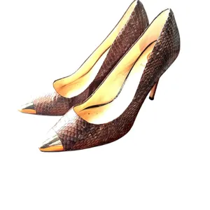VC SIGNATURE Leather Snake Print Pointed‎ Toe Heel Sz 9.5 thumbnail 3