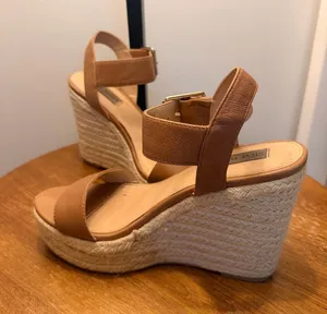 Steve Madden Wedge Sandals Platform thumbnail 1