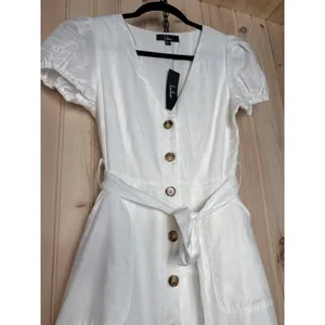 NWT Lulus Sicily Sweetheart White Button-Front Puff Sleeve Midi Dress Size S thumbnail 4