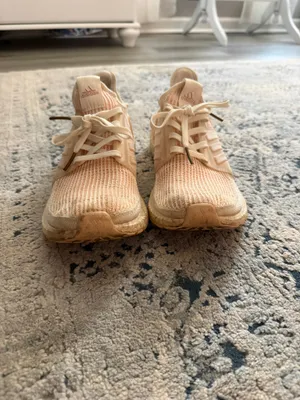 Adidas Tennis Shoes thumbnail 4