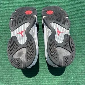 Air Jordan 14 Retro GS 'Black Toe' 2024 Size 6y Women’s Size 7.5 thumbnail 6