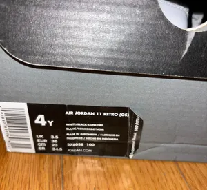 Air Jordan 11s thumbnail 7