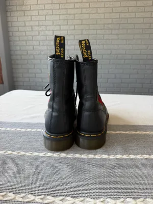 Dr. Martens 1460 Vonda Rose Embroidered Leather Combat Boots Black Size 9 thumbnail 7