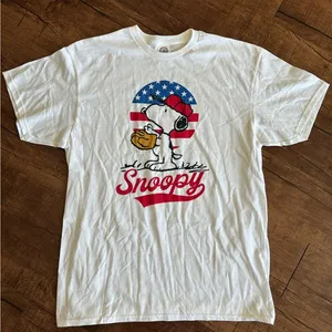 NWOT | Snoopy Patriotic Tee | Baseball | L White Size L thumbnail 1