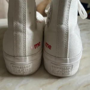 Converse Chuck Taylor High-Top All Star Lift Platform Sneakers W/Hearts Size 9.5 thumbnail 13