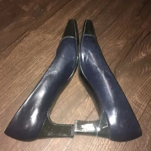 Etienne Aigner Navy and black pumps, 8N thumbnail 4