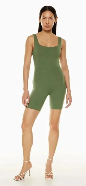 ✨Babaton Contour Squareneck Green Sz Small Romper✨ thumbnail 1