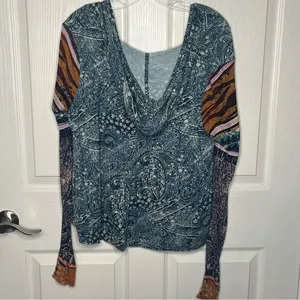 Free People Movement Sz L Mix Print Hooded Swing Top Cropped Long Sleeves thumbnail 7