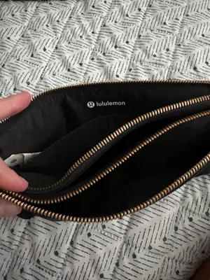 Lululemon Wristlet Pouch Black thumbnail 5