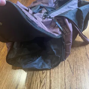 Mondetta Purple Nylon Shimmer Shoulder Bag Tote Travel Gym Bag thumbnail 4