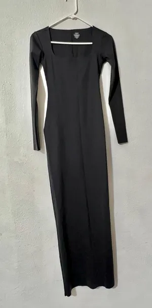 SKIMS Body LONG SLEEVE LONG SLIP DRESS thumbnail 3