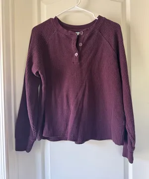 Old Navy Plum Long Sleeve Waffle Henley / M61 thumbnail 1