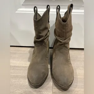 Rocket Dog Women’s Brown Combat Boots Size 8 thumbnail 3
