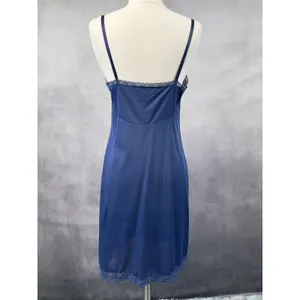 VTG Vanity‎ Fair Full Slip Dress Women 34 Lace Silky Minimal Indie Coquette 80s thumbnail 3