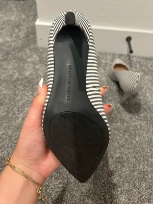 Blue and White Heels Black Size 8 thumbnail 4