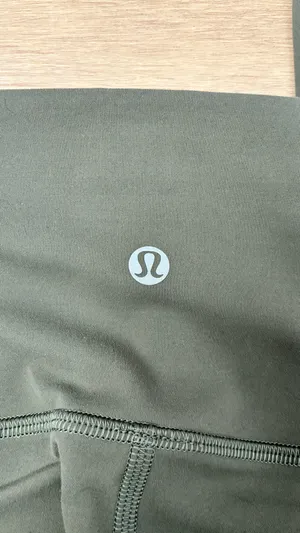 Wunder Under Lululemon Leggings thumbnail 3