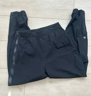 Lululemon pants  thumbnail 1