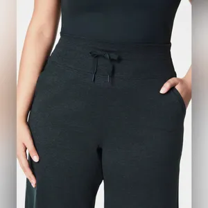 Spanx NWT $148 SPANXsmooth™ SoftStretch Wide Leg Pant color:Essex Green Heather Large thumbnail 6