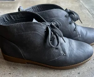 Very G Women's Grey Bootie thumbnail 1