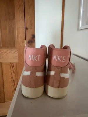 pink nike blazers thumbnail 2