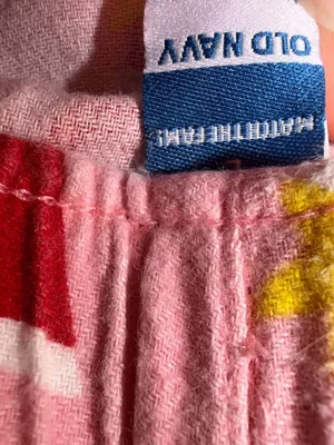 Old Navy Women's Holiday Pajama Bottoms Lounge Pants Santas Pink thumbnail 8