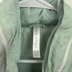 Fabletics mint green lightweight full zip pocket hooded windbreaker jacket XXL‎ thumbnail 5
