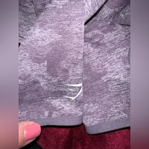 Lululemon Gymshark Adapt Camo Seamless Long Sleeve Crop Top size S thumbnail 3