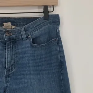 Duluth Trading Women's Medium Wash Bootcut Jean‎ Size 8 thumbnail 4