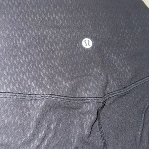Lululemon Black  align High-Waisted Leggins size 2 thumbnail 2