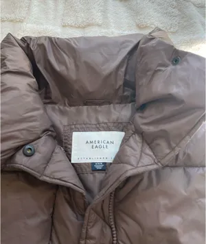American Eagle Brown Puffer Vest thumbnail 2