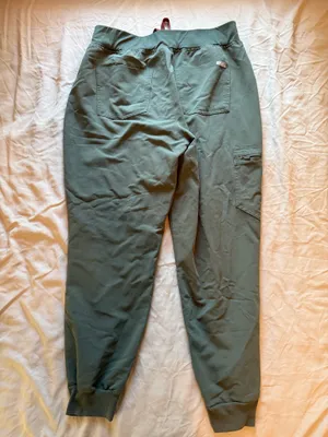FIGS Scrub Jogger Pants thumbnail 4