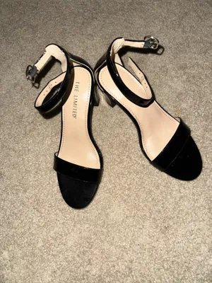 The Limited Heels thumbnail 2