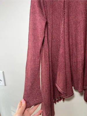 Charlotte Russe Burgundy Open-Front Knit Shawl with Tassel Trim thumbnail 2
