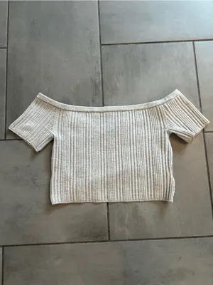 Aerie Reversible Sweater Cropped Top in Grey thumbnail 3