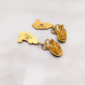 Disney Clip On Earrings Disney Winnie the Pooh with Balloon Dangle thumbnail 5